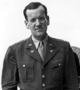 Glen-Miller-Major-in-US-Army-uniform