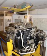 WarwickshireMidland-Air-MuseumW2-700-engine-1